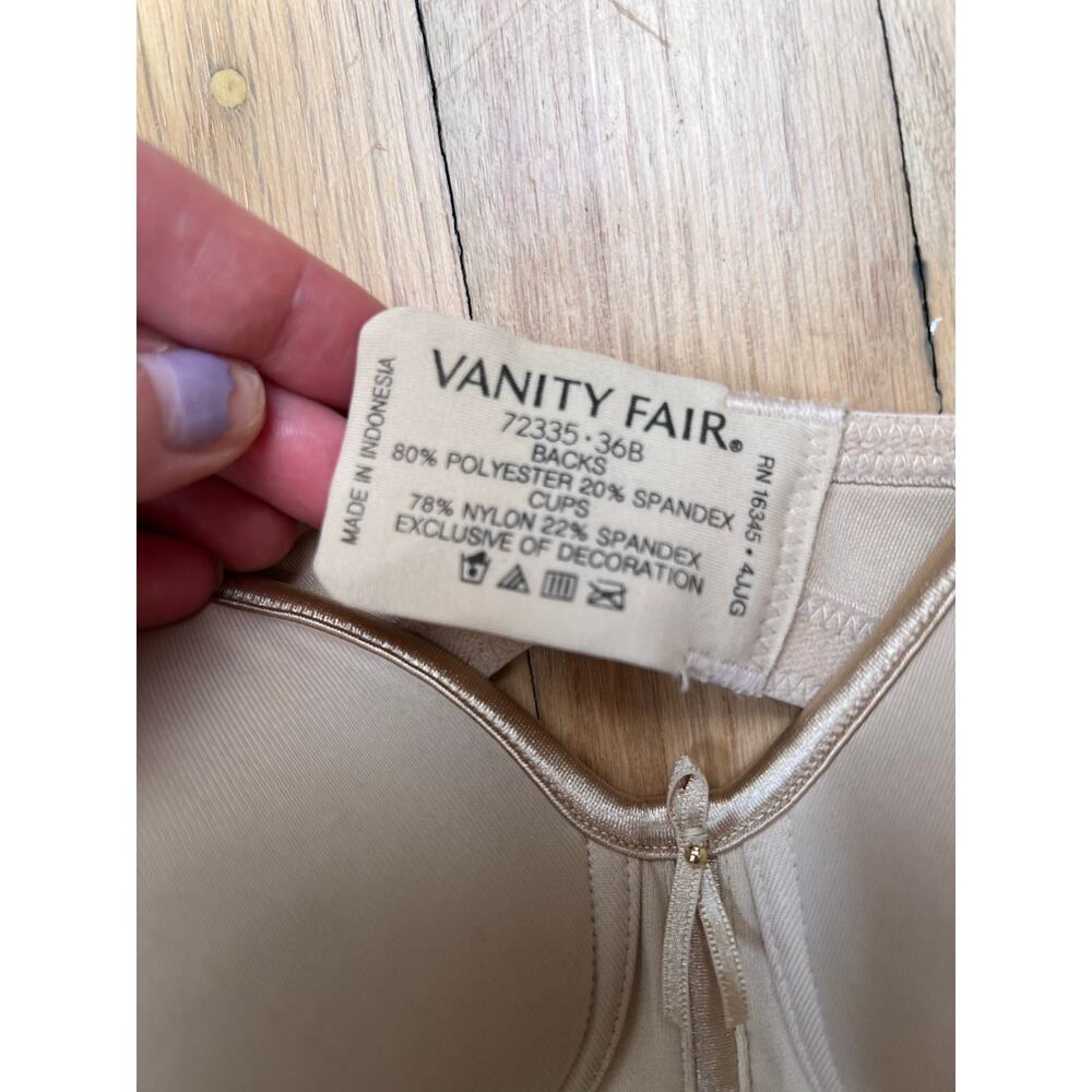 NEW Vanity Fair Body Caress Full Coverage Wireless Bra Women's 36 B Nude Beige - Picture 4 of 8